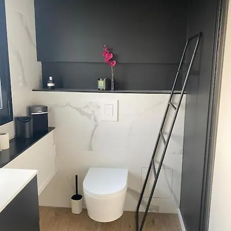Villa Maison Avec Piscine Au Centre Du Quartier De Cauderan *
