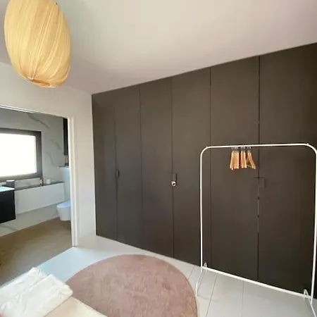 Maison Avec Piscine Au Centre Du Quartier De Cauderan