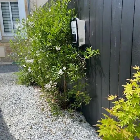 Maison Avec Piscine Au Centre Du Quartier De Cauderan Villa *